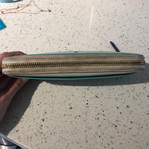 Kate Spade wallet - Picture 3 of 4